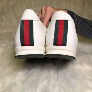 Authentic white Gucci men’s shoes CLEAN